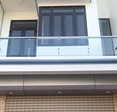 Lan Can Kính giải pháp hiện đại & an toàn cho không gian