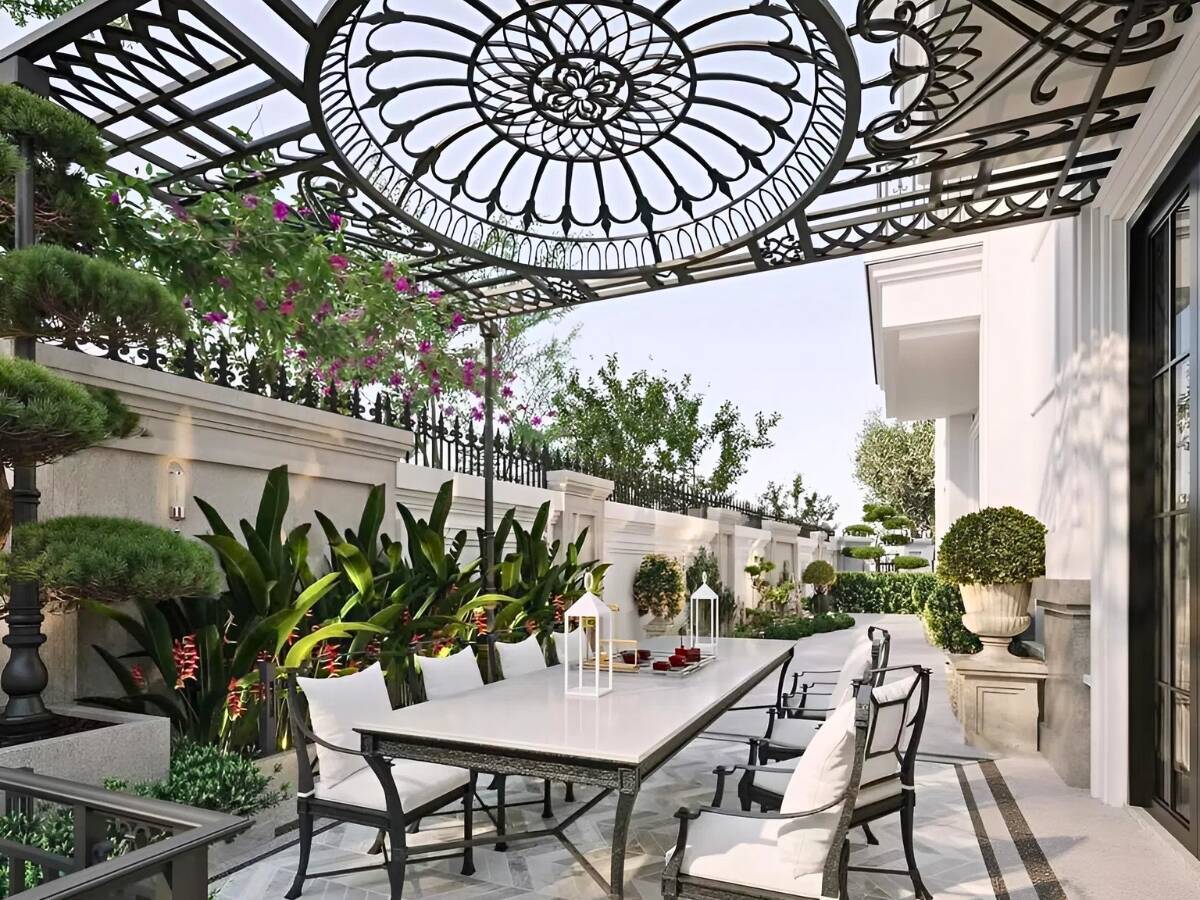 Mái sắt CNC đẹp ngoài trời 