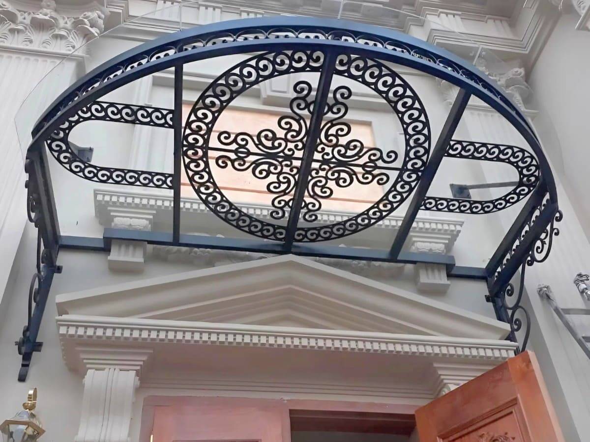 Mái kính CNC đẹp ấn tượng